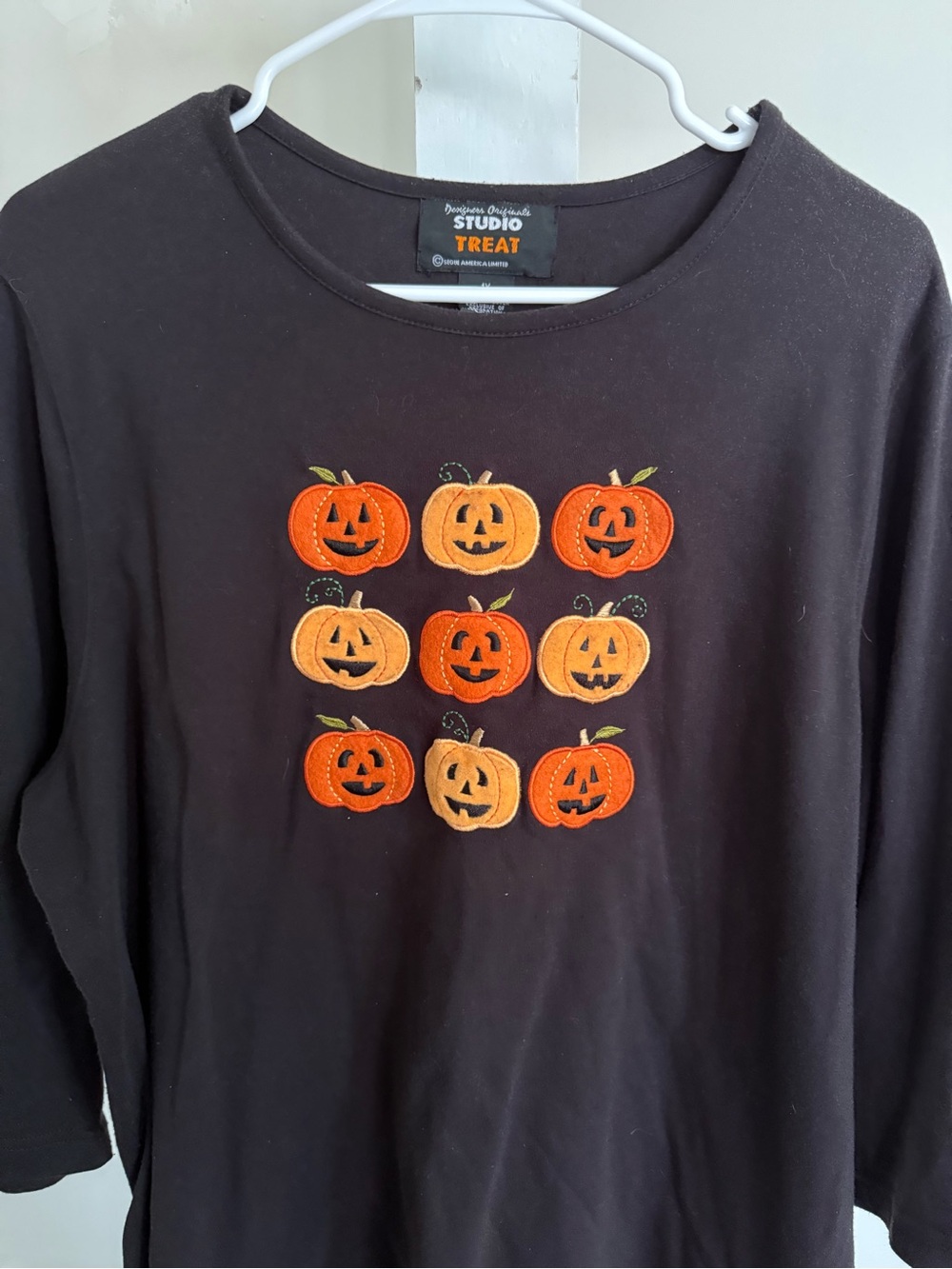 Designer Studios Halloween Shirt - Picture 5 of 9
